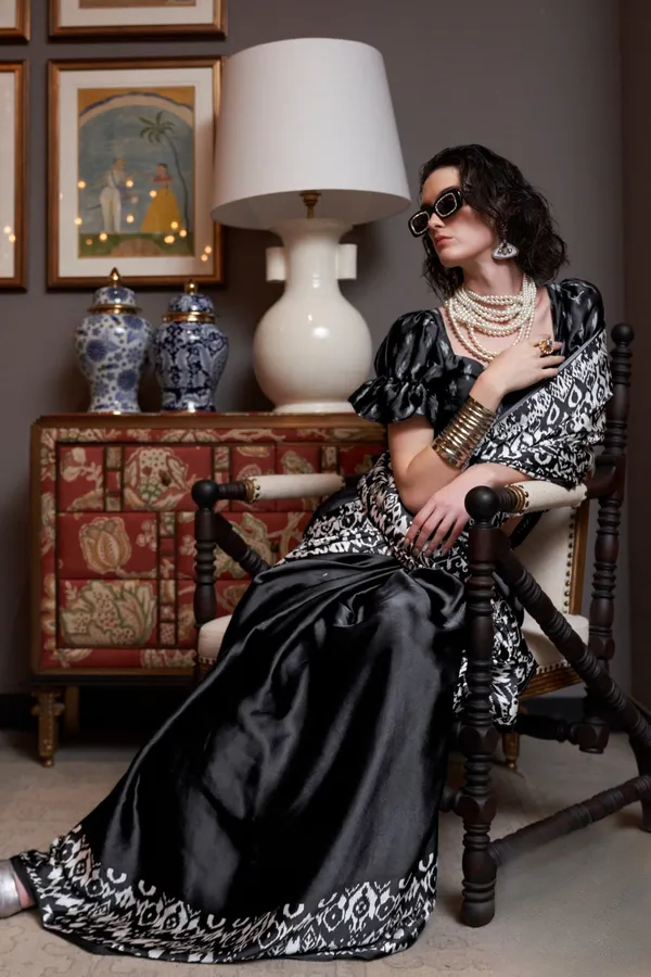 Black_&_White_Premium_Satin_Saree_With_Blouse_Piece_For_Women_&_Girls