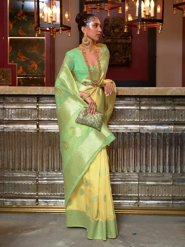 Yellow_Green_Premium_Linen_Saree_With_Blouse_Piece_For_Women_&_Girls
