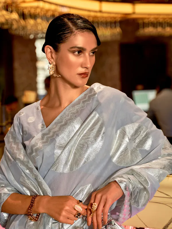 Light_Grey_Premium_Organza_Saree_With_Blouse_Piece_For_Women_&_Girls