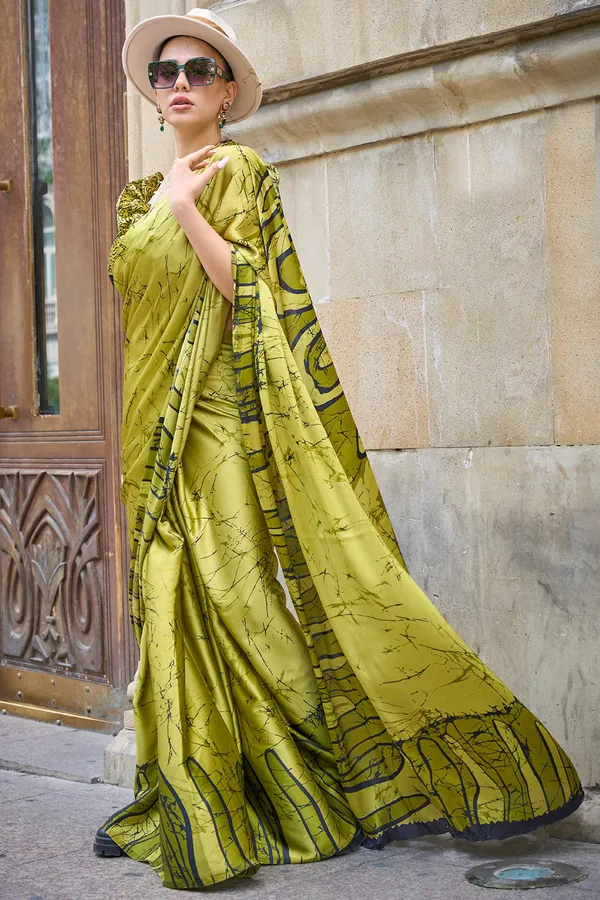 Fern_Green_Premium_Digital_Print_Saree_With_Blouse_Piece_For_Women_&_Girls