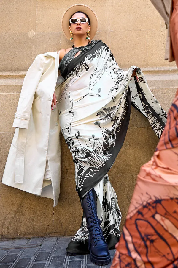 Black_And_White_Premium_Digital_Print_Saree_With_Blouse_Piece_For_Women_&_Girls