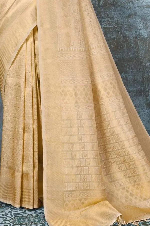 Subtle_Gold_Premium_Kanjivaram_Saree_With_Blouse_Piece_For_Women_&_Girls