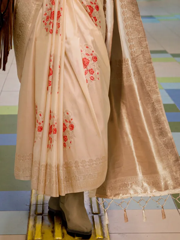 Cream_Premium_Katan_Silk_With_Blouse_Piece_For_Women_&_Girls