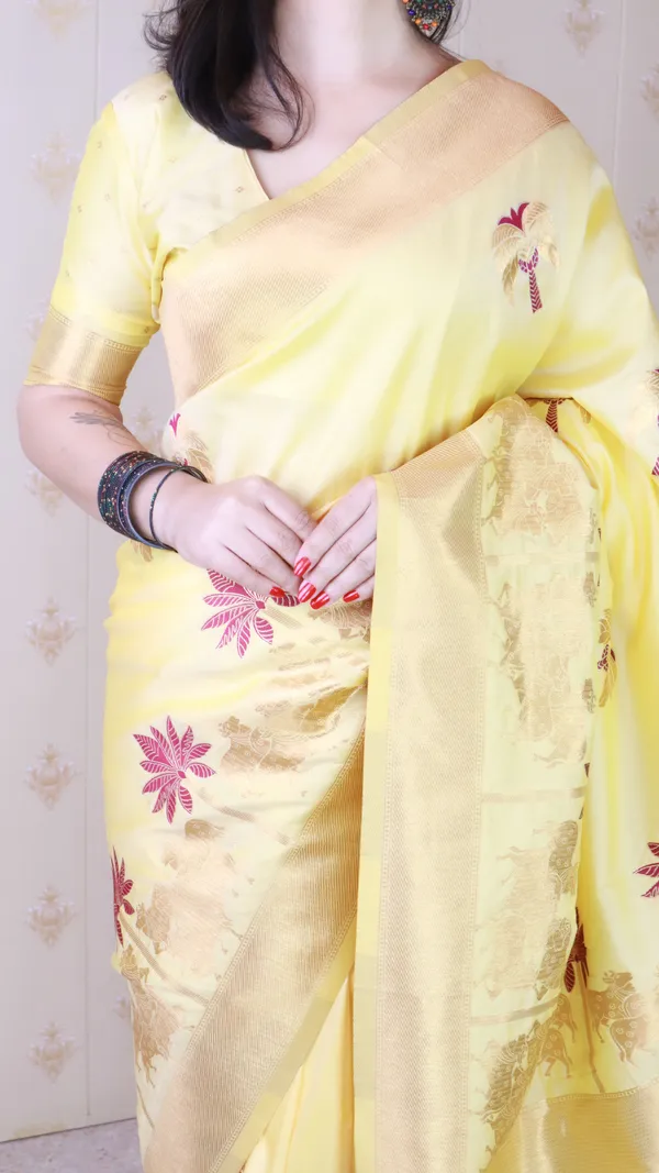Light_Yellow_Soft_Silk_With_Flower_Meenakari_Motifs_Saree_With_Blouse_Piece_For_Women_&_Girl
