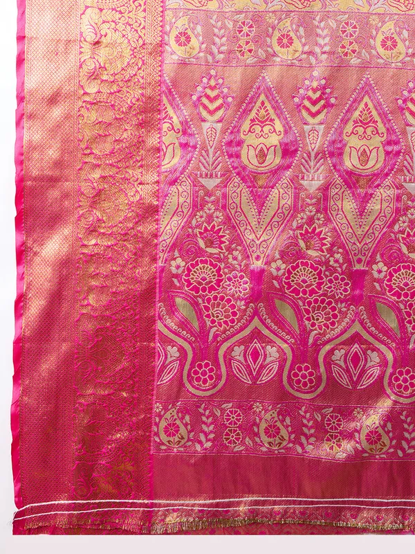Pink_Red_Premium_Semi_Silk_With_Blouse_Piece_For_Women_&_Girls