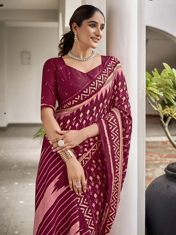 Maroon_Premium_Georgette_Saree_With_Blouse_Piece_For_Women_&_Girls