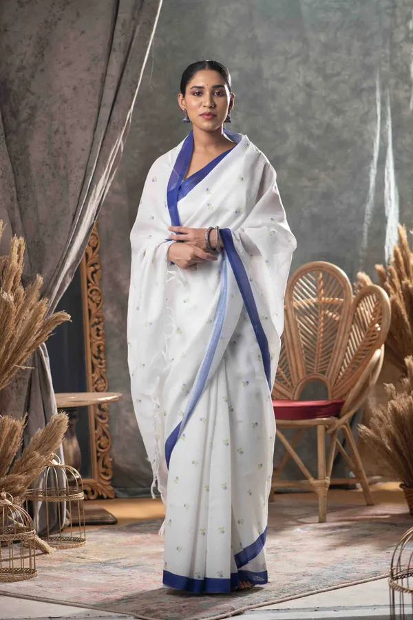White_Premium_Cotton_Saree_With_Blouse_Piece_For_Women_&_Girls