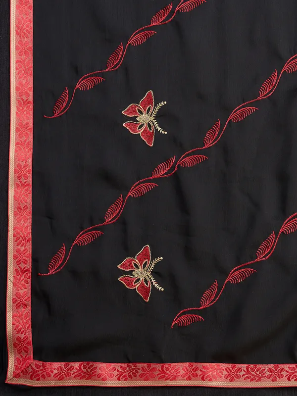 Black_Premium_Georgette_Soft_Silk_With_Blouse_Piece_For_Women_&_Girls