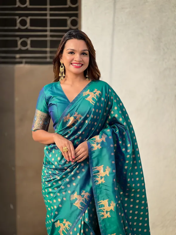 Bottle_Green_Premium_Soft_Silk_With_Blouse_Piece_For_Women_&_Girls