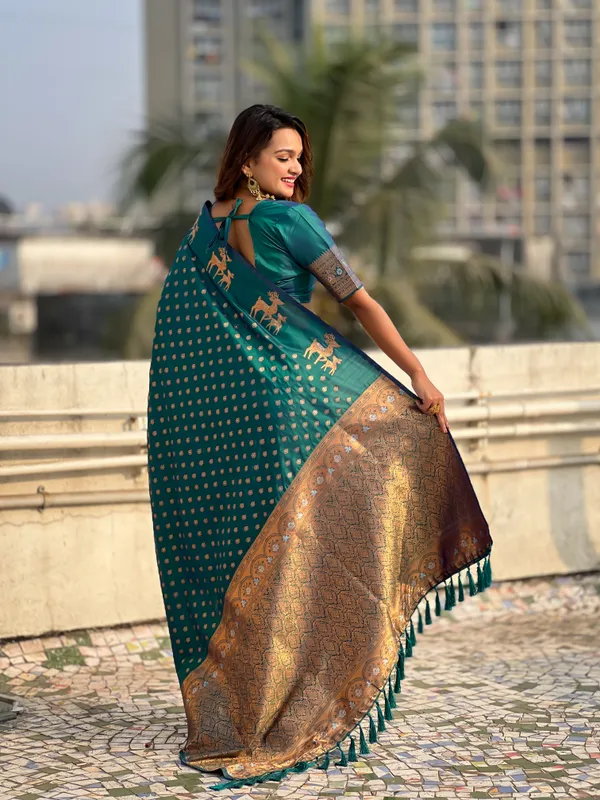 Bottle_Green_Premium_Soft_Silk_With_Blouse_Piece_For_Women_&_Girls