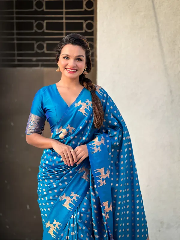 Sky_Blue_Premium_Soft_Silk_With_Blouse_Piece_For_Women_&_Girls