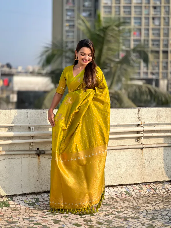 Yellow_Premium_Soft_Silk_With_Blouse_Piece_For_Women_&_Girls