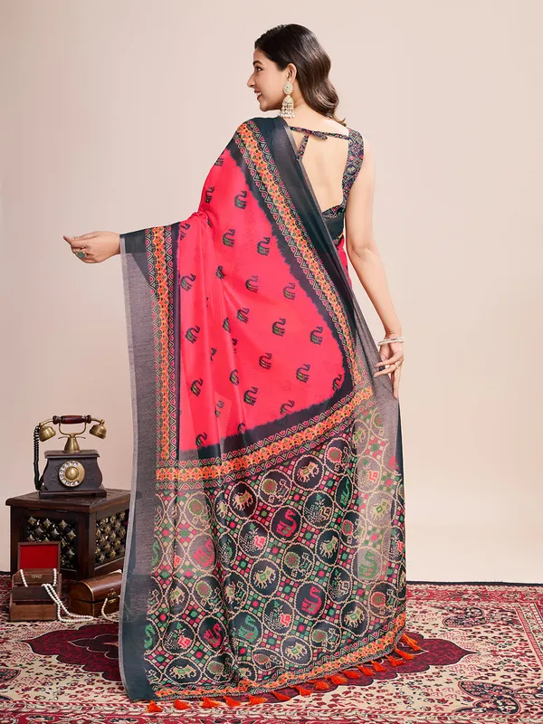 Pink_Premium_Semi_Linen_Saree_With_Blouse_Piece_For_Women_&_Girls