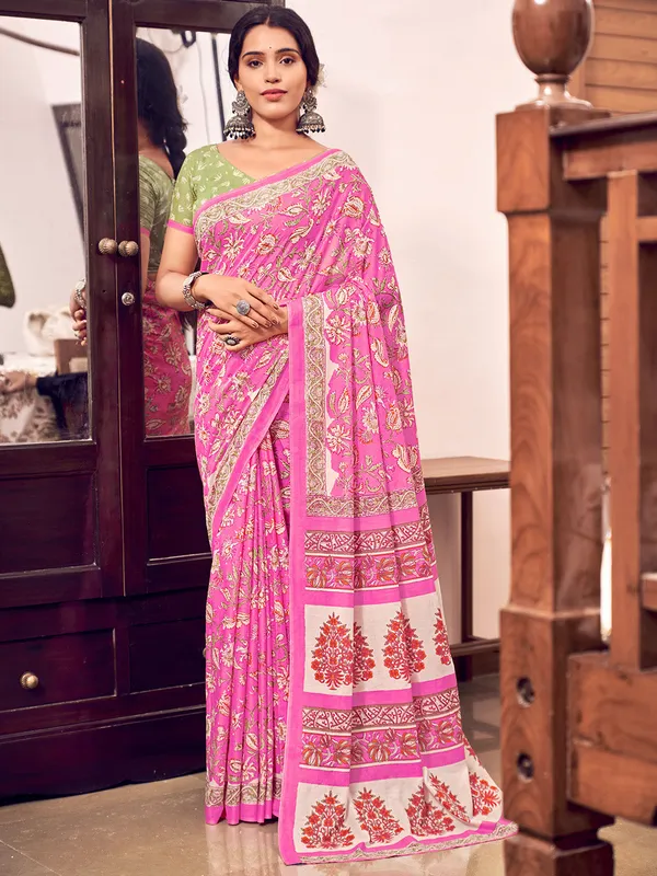 Pink_Premium_Georgette_Saree_With_Blouse_Piece_For_Women_&_Girls