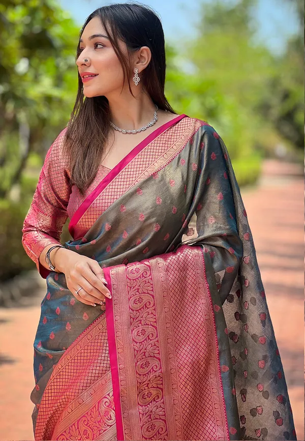 Grey_And_Pink_Premium_Kanjivaram_Saree_With_Blouse_Piece_For_Women_&_Girls