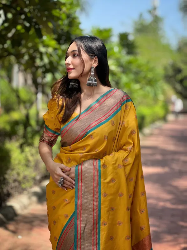 Gold_Yellow_Premium_Paithani_Saree_With_Blouse_Piece_For_Women_&_Girls