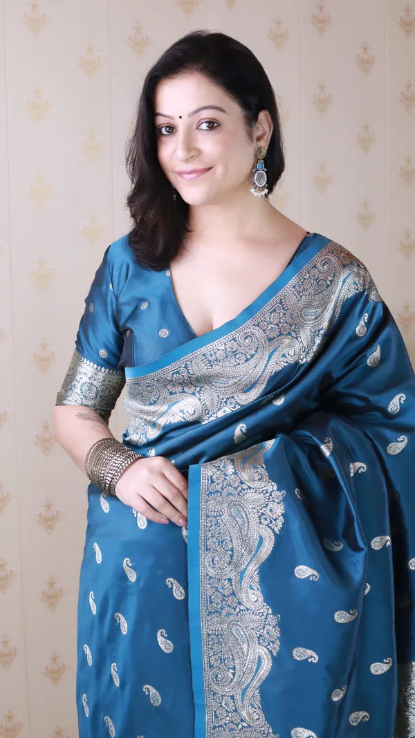 Rama_Premium_Banarasi_Soft_Silk_With_Silver_Zari_Jaal_Weaved_Saree_With_Blouse_Piece_For_Women_&_Girl