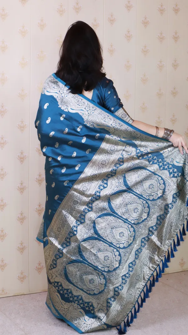 Rama_Premium_Banarasi_Soft_Silk_With_Silver_Zari_Jaal_Weaved_Saree_With_Blouse_Piece_For_Women_&_Girl