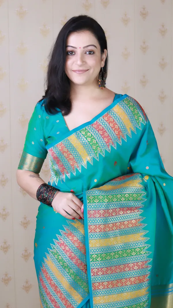 Parrot_Green_Soft_Silk_With_Floral_Meenakari_Motifs_Saree_With_Blouse_Piece_For_Women_&_Girl