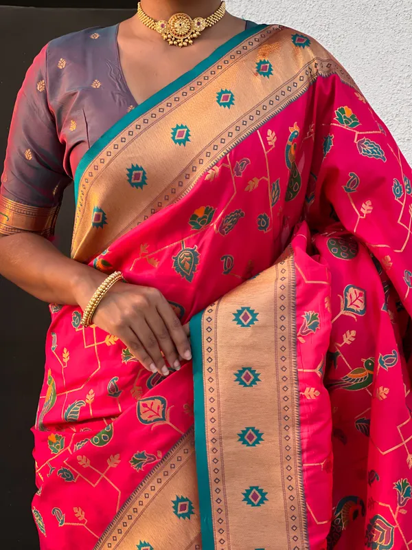 Red_Premium_Paithani_Saree_With_Blouse_Piece_For_Women_&_Girls