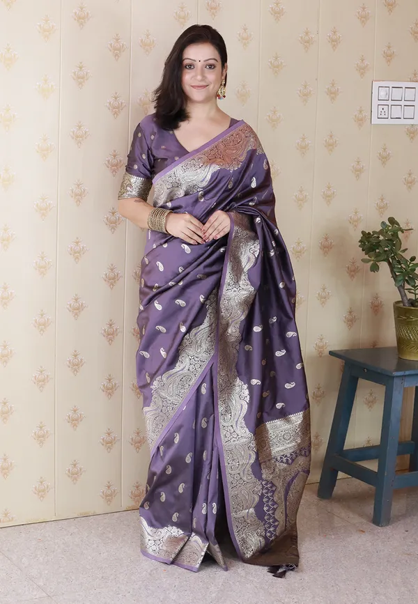 Lavender_Premium_Banarasi_Soft_Silk_With_Silver_Zari_Jaal_Weaved_Saree_With_Blouse_Piece_For_Women_&_Girl