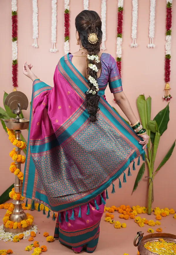 Pink_Soft_Silk_With_Floral_Motifs_Weaved_Saree_With_Blouse_Piece_For_Women_&_Girl