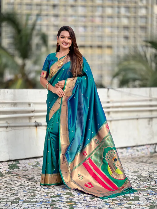 Turquoise_Blue_Soft_Silk_With_Floral_Motifs_Weaved_Saree_With_Blouse_Piece_For_Women_&_Girl