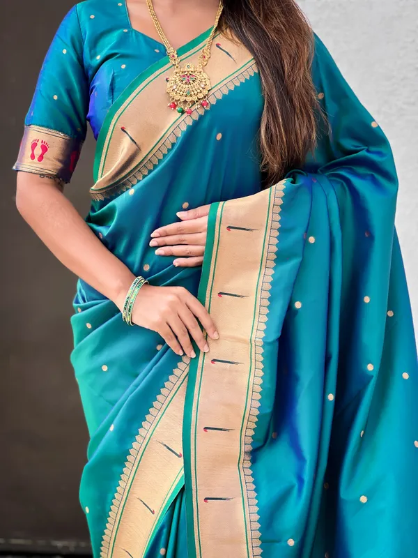 Turquoise_Blue_Soft_Silk_With_Floral_Motifs_Weaved_Saree_With_Blouse_Piece_For_Women_&_Girl