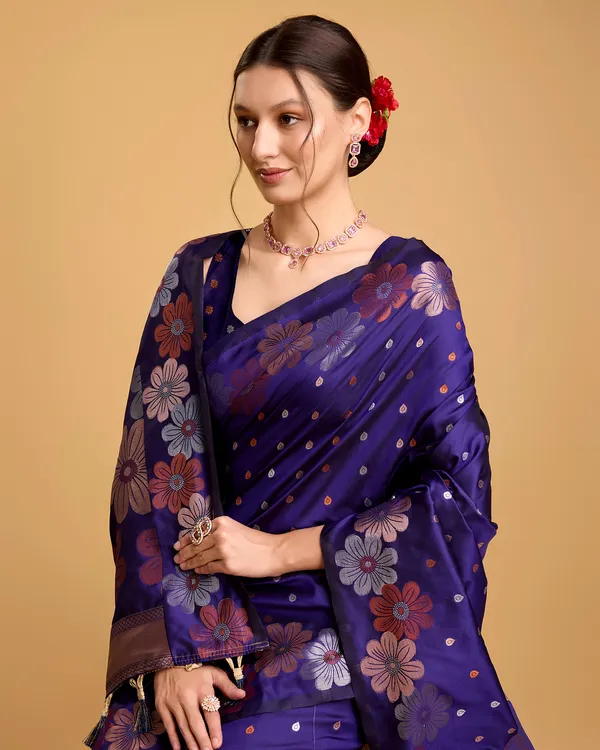 Blue_Patola_Silk_Weaved_Saree_With_Contrast_Meenakari_Saree_For_Women_&_Girls