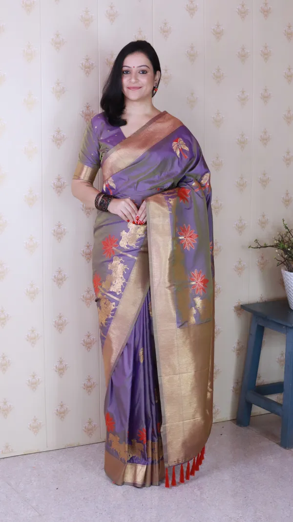 Lavender_Soft_Silk_With_Flower_Meenakari_Motifs_Saree_With_Blouse_Piece_For_Women_&_Girl