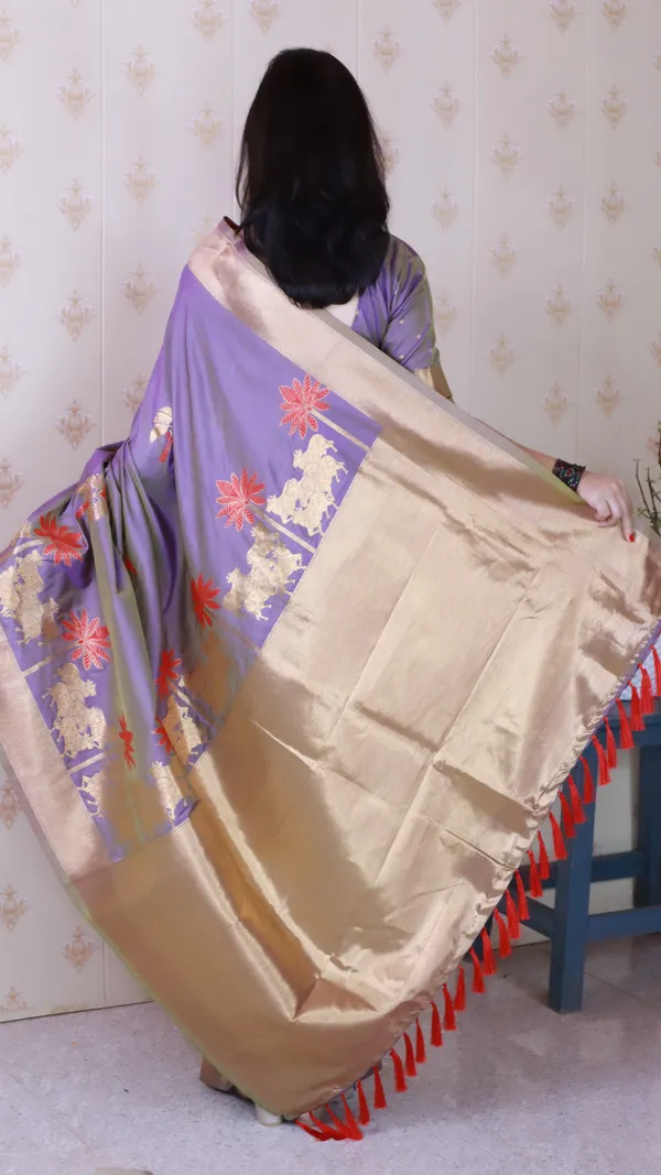 Lavender_Soft_Silk_With_Flower_Meenakari_Motifs_Saree_With_Blouse_Piece_For_Women_&_Girl