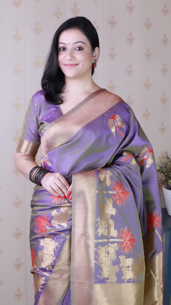 Lavender_Soft_Silk_With_Flower_Meenakari_Motifs_Saree_With_Blouse_Piece_For_Women_&_Girl