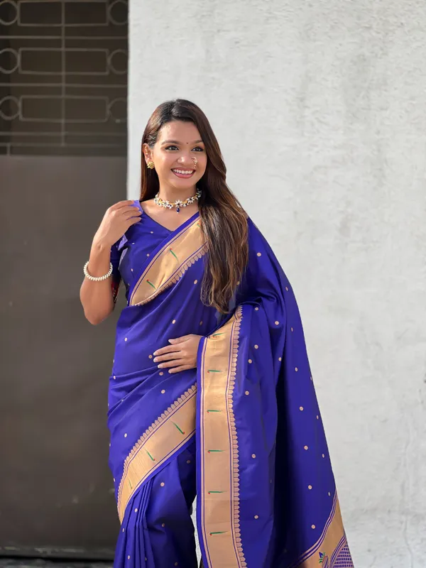 Dark_Blue_Soft_Silk_With_Floral_Motifs_Weaved_Saree_With_Blouse_Piece_For_Women_&_Girl
