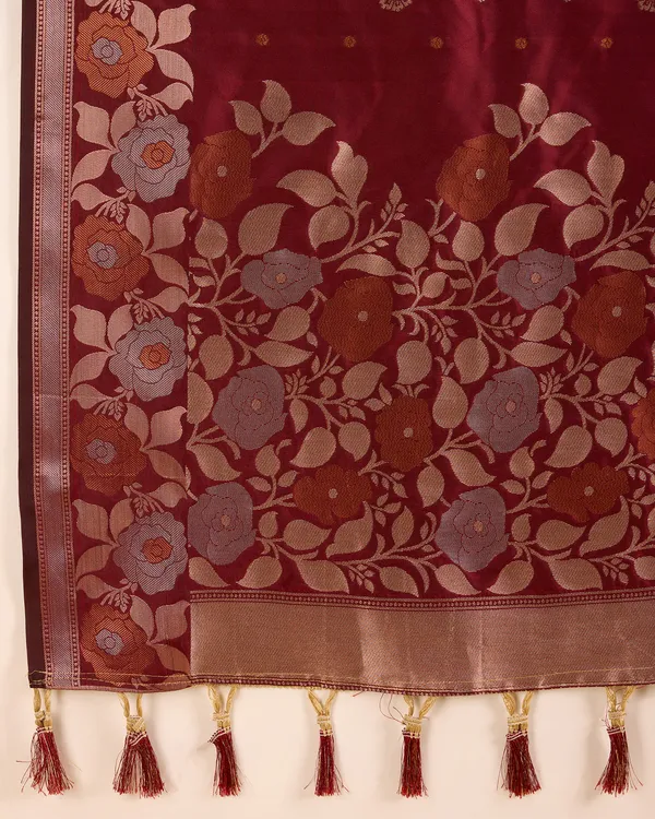 Red_Patola_Silk_Weaved_Saree_With_Contrast_Meenakari_Saree_For_Women_&_Girls