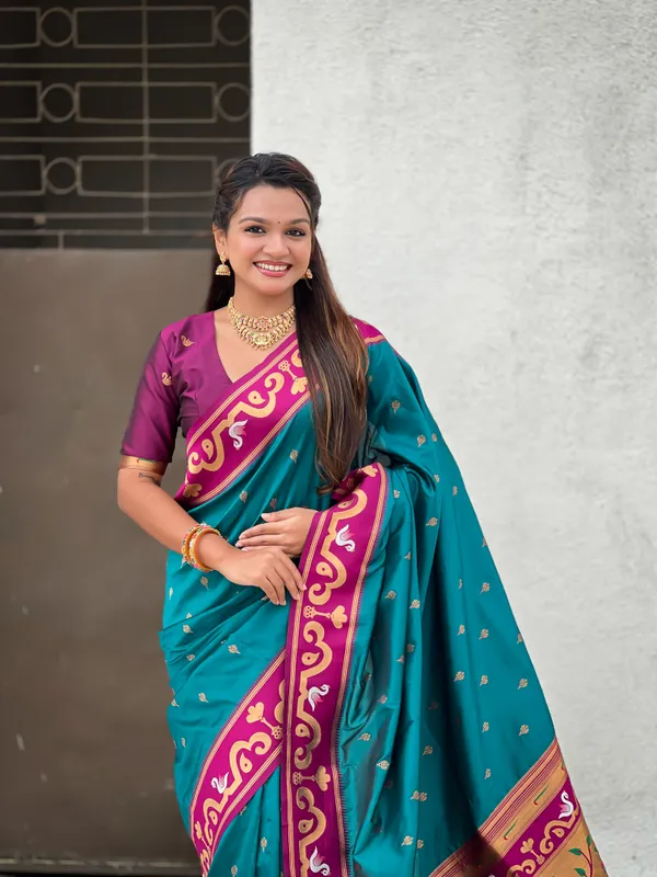 Magenta_Paithani_Saree_With_Gold_Zari_Meenakari_Motifs_Saree_With_Blouse_Piece_For_Women_&_Girl