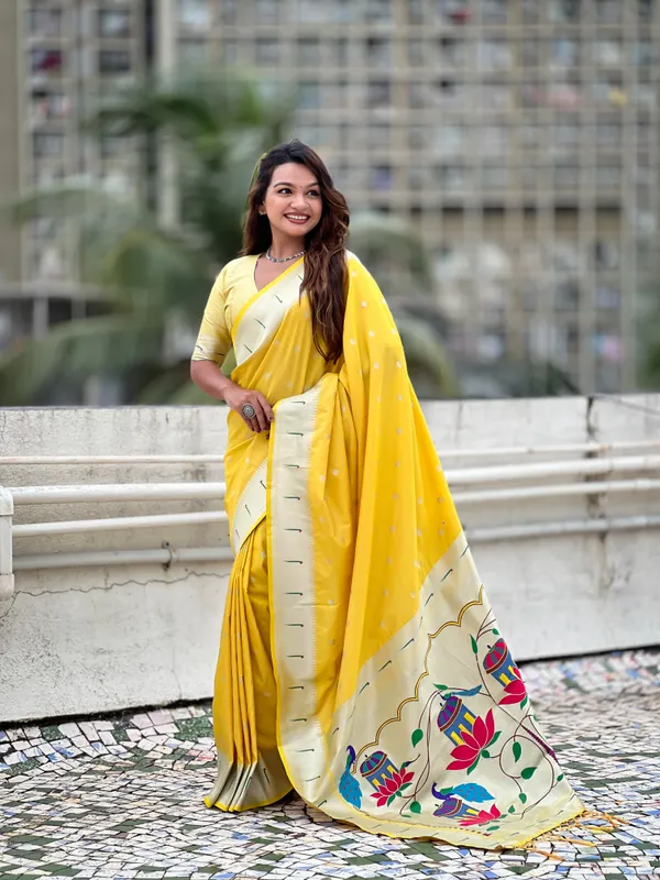 Yellow_Paithani_Saree_With_Silver_Zari_Woven_Motifs_Saree_With_Blouse_Piece_For_Women_&_Girl