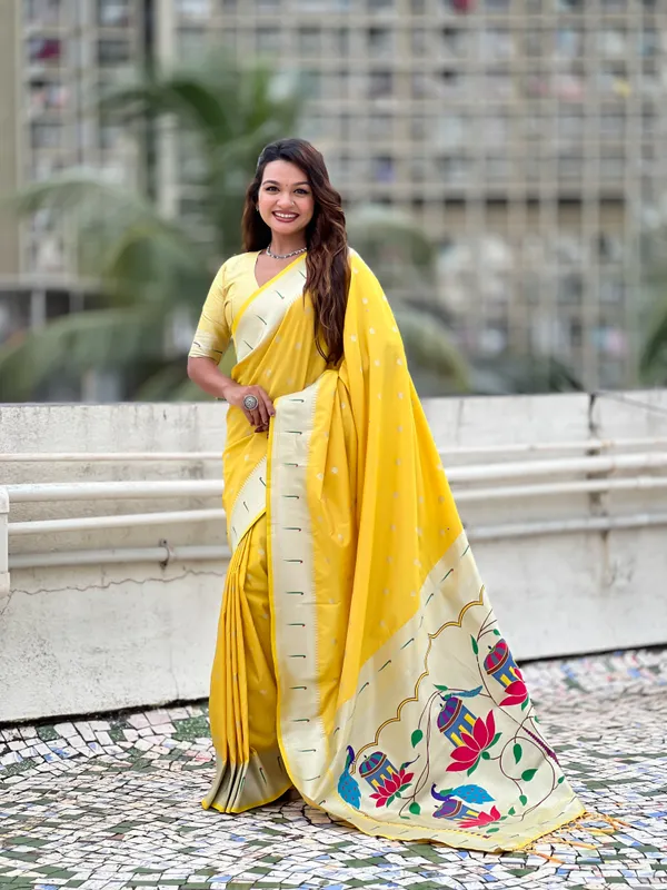 Yellow_Paithani_Saree_With_Silver_Zari_Woven_Motifs_Saree_With_Blouse_Piece_For_Women_&_Girl