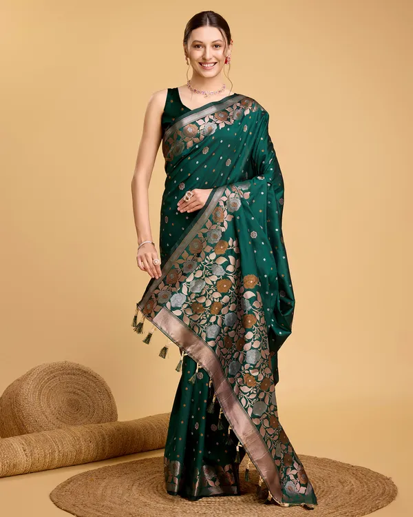 Green_Patola_Silk_Weaved_Saree_With_Contrast_Meenakari_Saree_For_Women_&_Girls
