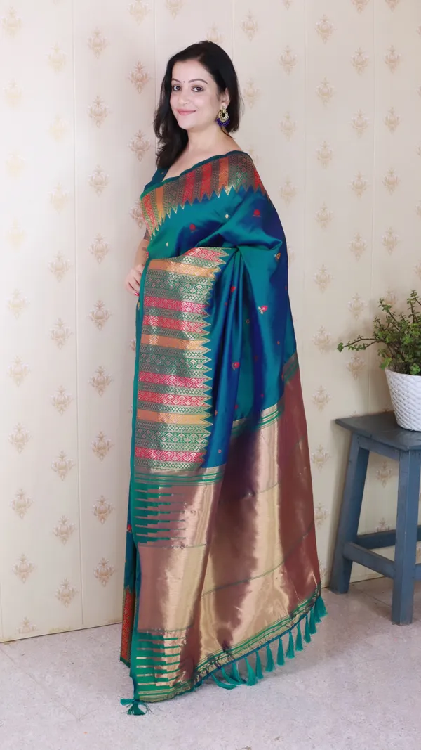 Sky_Soft_Silk_With_Floral_Meenakari_Motifs_Saree_With_Blouse_Piece_For_Women_&_Girl