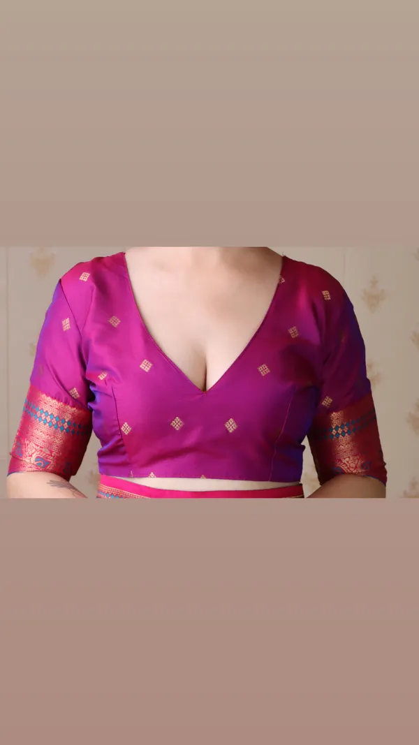 Royal_Blue_Premium_Banarasi_Soft_Silk_With_Gold_Zari_Zig_Zag_Geometric_Weaved_Saree_With_Blouse_Piece_For_Women_&_Girl