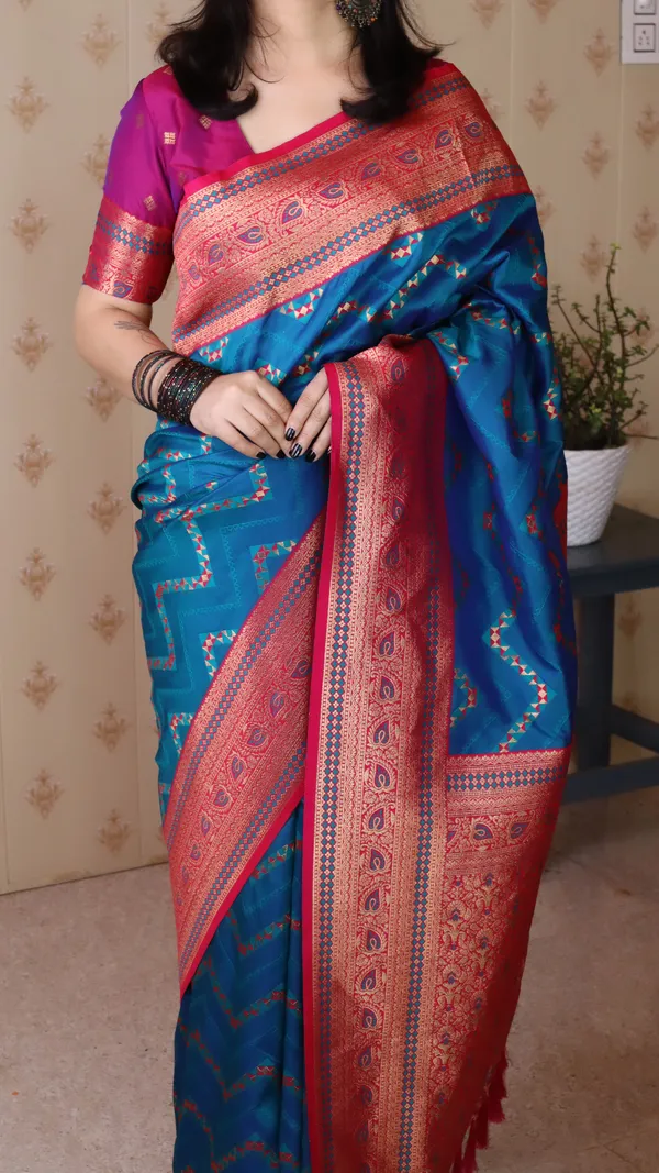 Royal_Blue_Premium_Banarasi_Soft_Silk_With_Gold_Zari_Zig_Zag_Geometric_Weaved_Saree_With_Blouse_Piece_For_Women_&_Girl