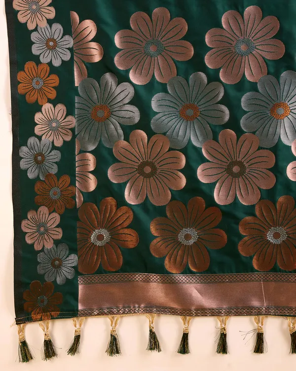 Green_Patola_Silk_Weaved_Saree_With_Contrast_Meenakari_Saree_For_Women_&_Girls