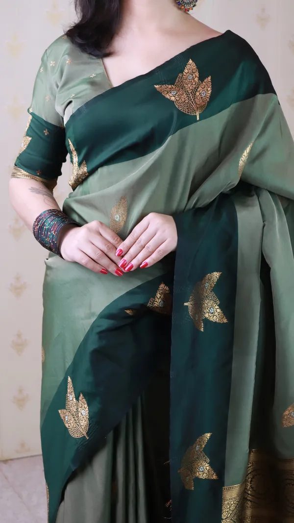Grey_Soft_Silk_With_Zig_Zag_Motifs_Saree_With_Blouse_Piece_For_Women_&_Girl