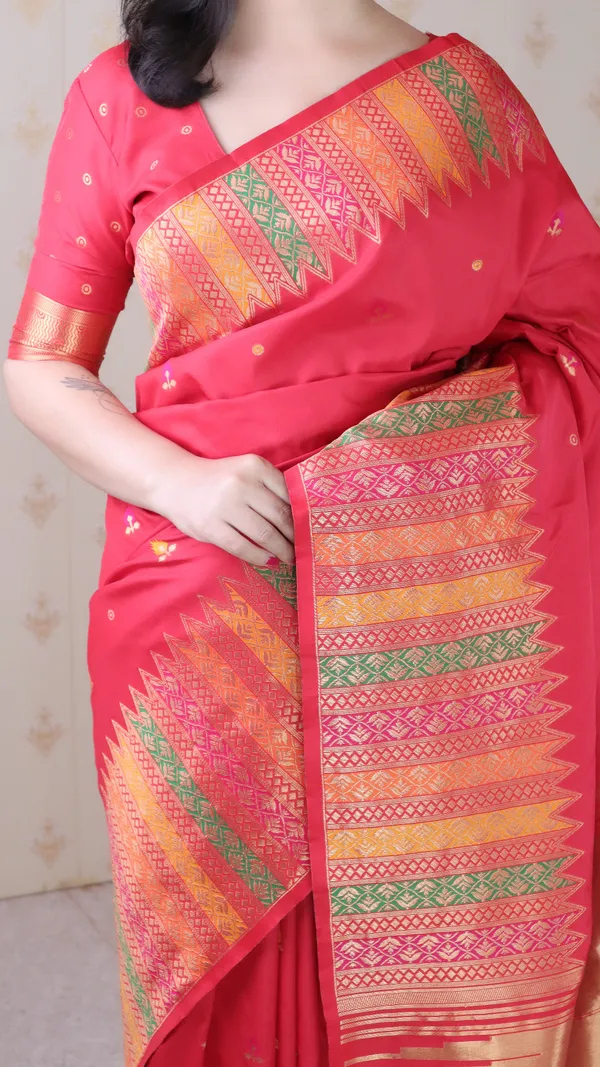 Red_Soft_Silk_With_Floral_Meenakari_Motifs_Saree_With_Blouse_Piece_For_Women_&_Girl