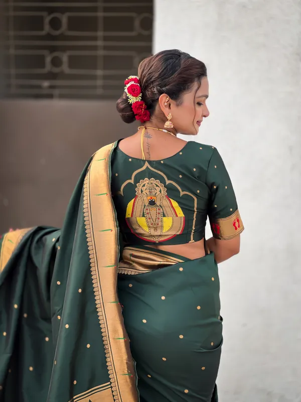 Dark_Green_Soft_Silk_With_Floral_Motifs_Weaved_Saree_With_Blouse_Piece_For_Women_&_Girl