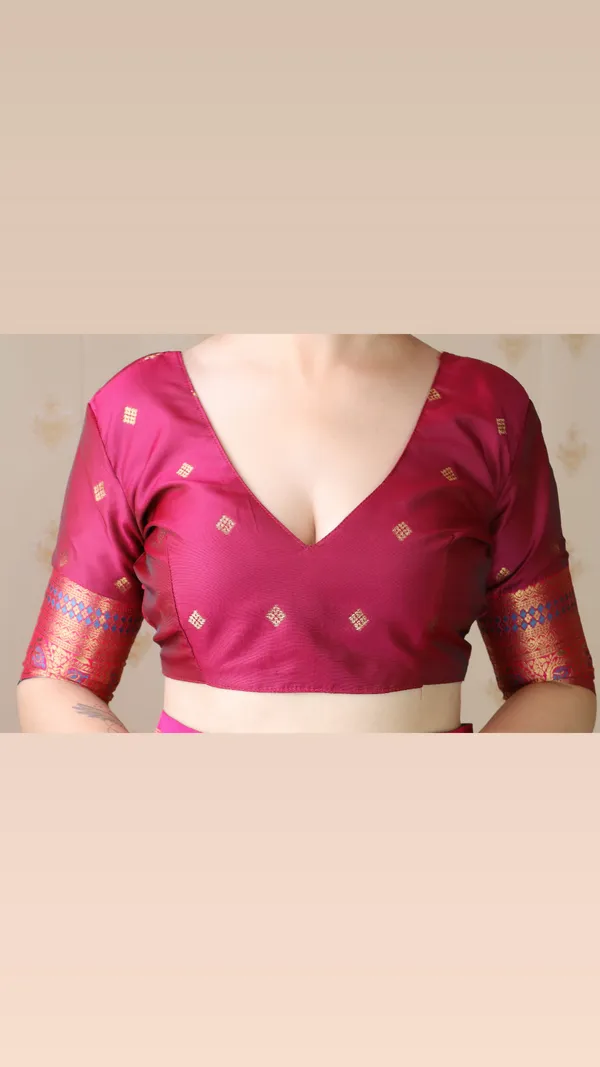 Navy_Blue_Premium_Banarasi_Soft_Silk_With_Gold_Zari_Zig_Zag_Geometric_Weaved_Saree_With_Blouse_Piece_For_Women_&_Girl