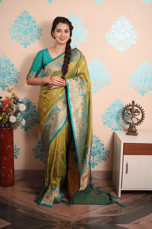 Mehandi_Paithani_Saree_With_Gold_Zari_Peacock_Motifs_Saree_With_Blouse_Piece_For_Women_&_Girl