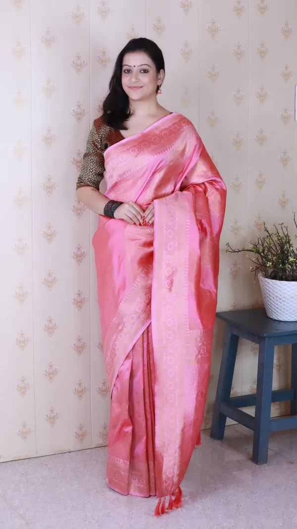 Baby_Pink_Soft_Silk_With_Flower_Meenakari_Motifs_Saree_With_Blouse_Piece_For_Women_&_Girl