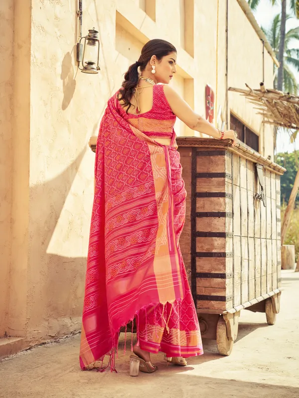 Gajari_Pink_Soft_Silk_For_Women_&_Girls