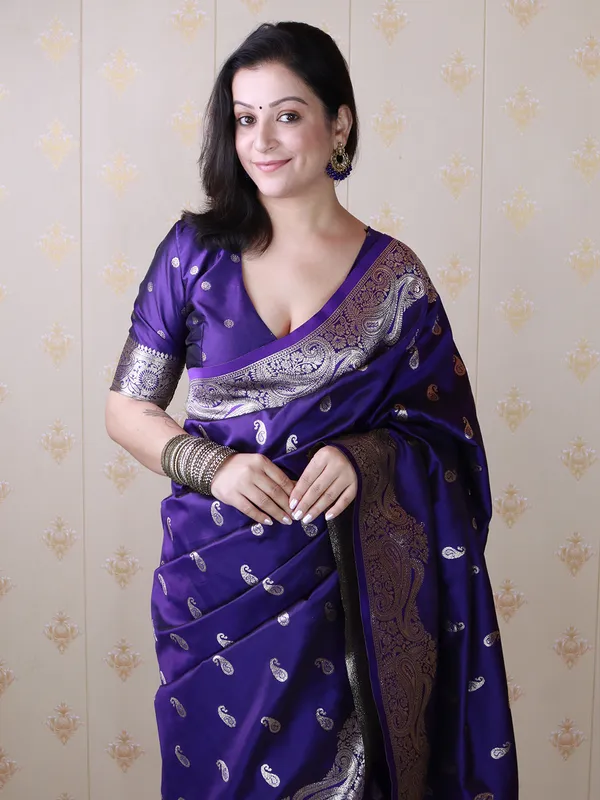 Blue_Premium_Banarasi_Soft_Silk_With_Silver_Zari_Meenakari_Jaal_Weaved_Saree_With_Blouse_Piece_For_Women_&_Girl